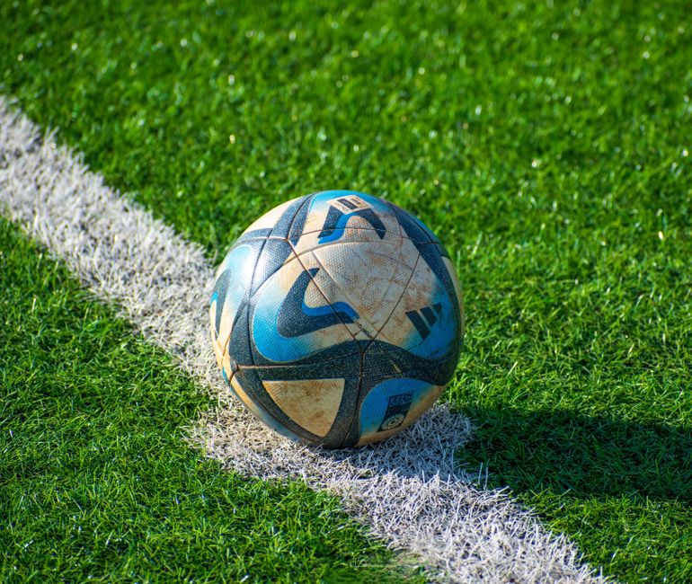 Aktivnosti na otvorenom: Kako ostati udoban i podrzan tijekom sportskih aktivnosti